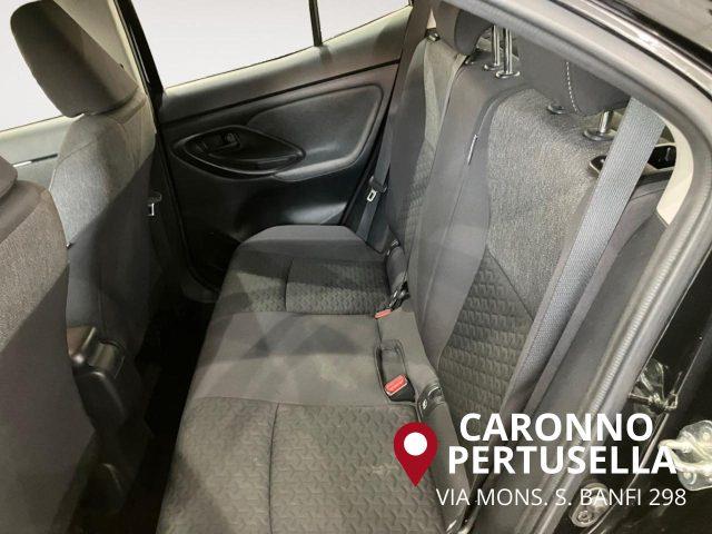 TOYOTA Yaris Cross 1.5 Hybrid 5p. E-CVT AWD-i Business