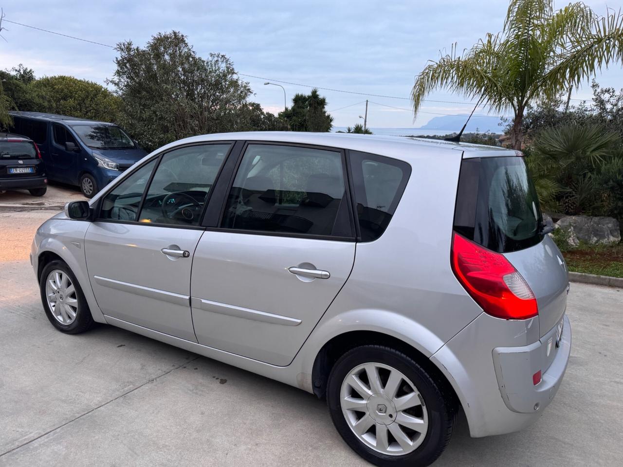 Renault Scenic Grand Scénic 1.6 16V Serie Speciale Dynamique