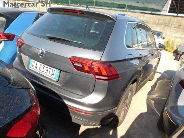 VOLKSWAGEN Tiguan Tiguan 2.0 tdi Business 150cv dsg - GA639TW