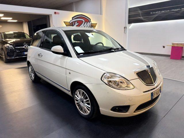 LANCIA Ypsilon 1.2 69 CV Argento