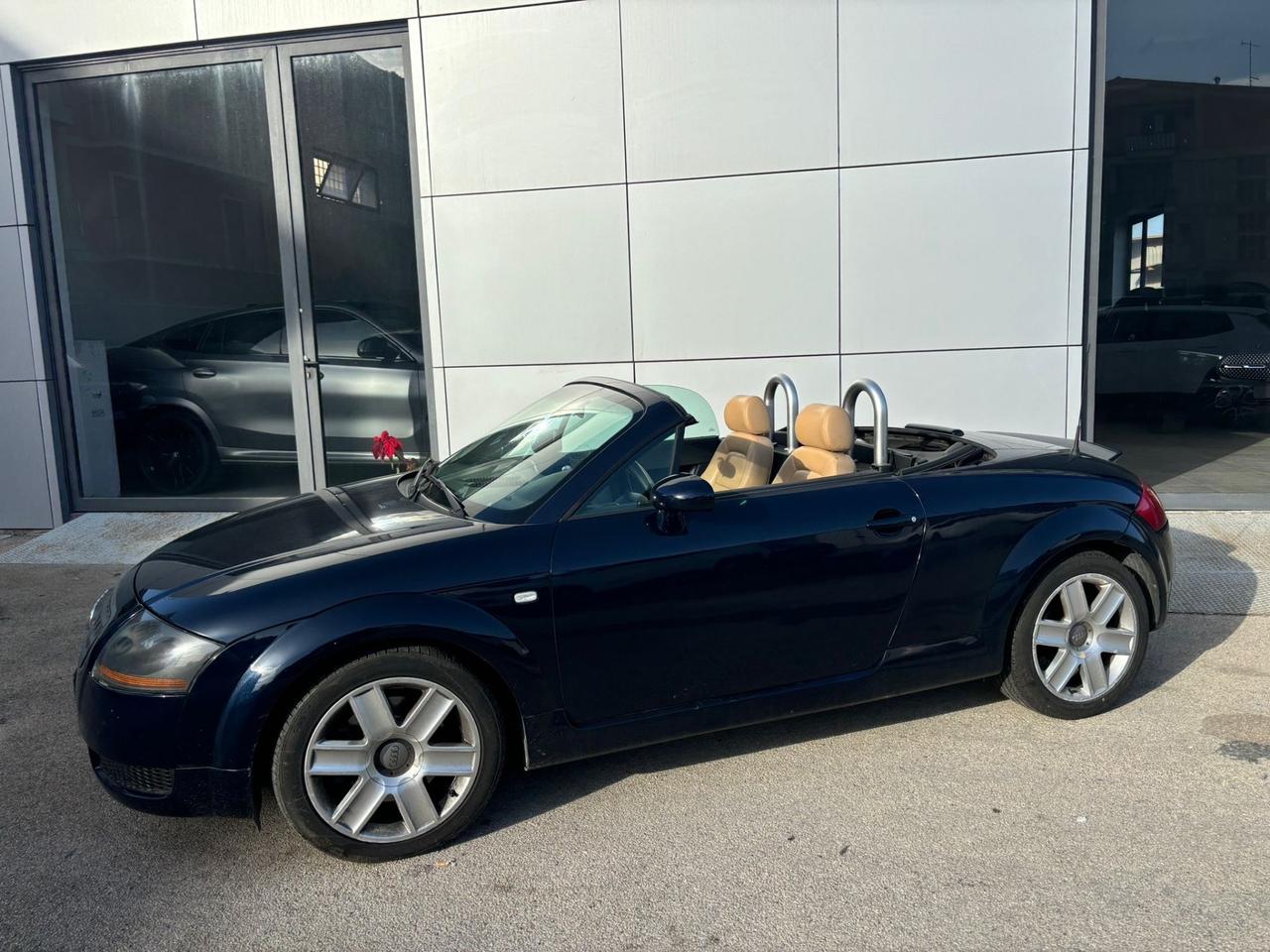 Audi TT Roadster 1.8 150 CV - anno 2003 - km 150.000