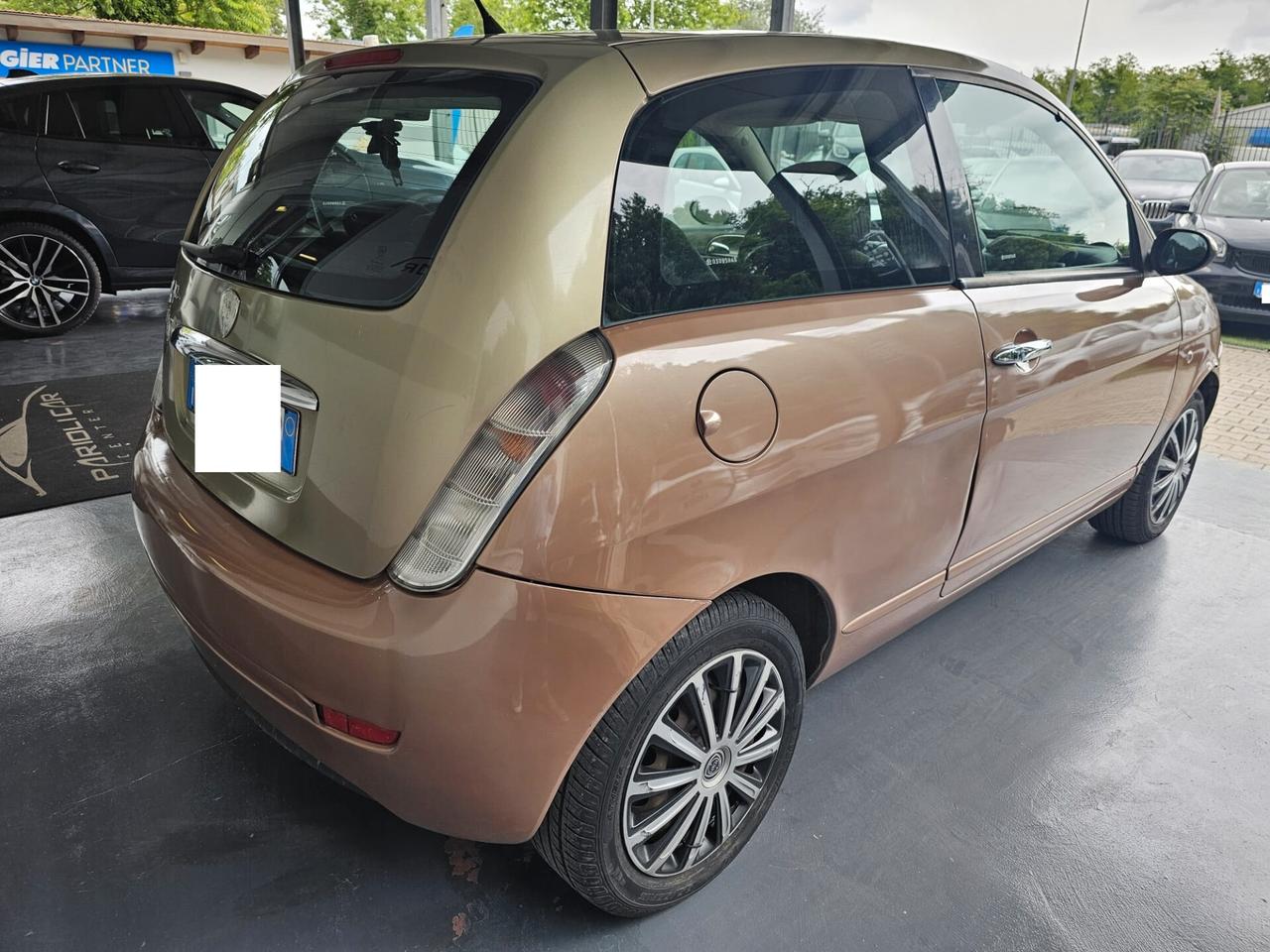 Lancia Ypsilon 1.2 Oro Giallo