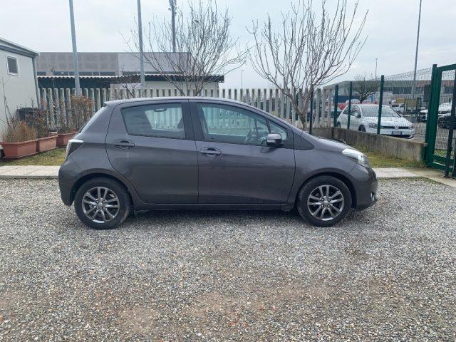 TOYOTA Yaris 1.0 5 porte Lounge