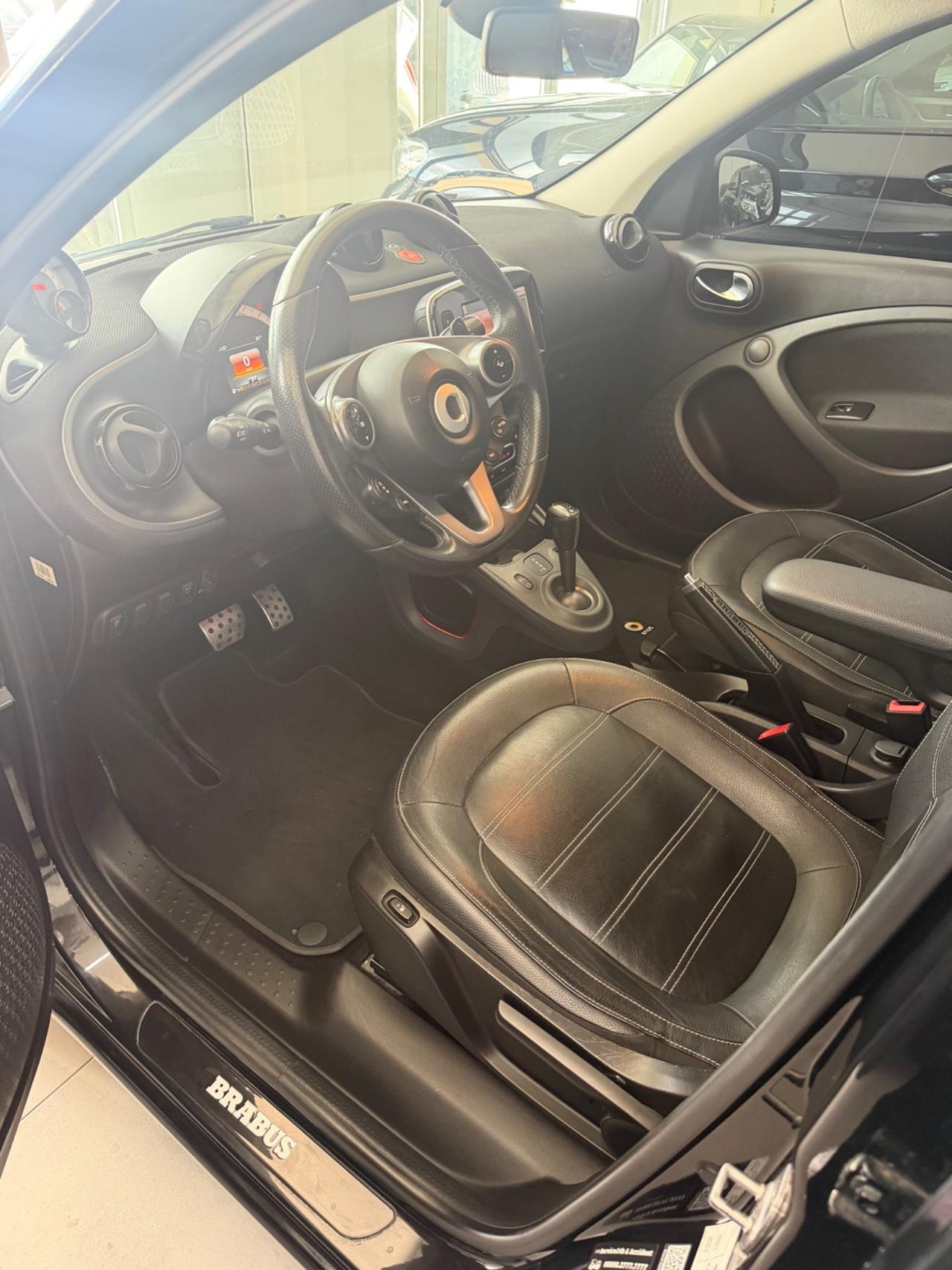 Smart FOR FOUR all.BRABUS FINANZIABILE