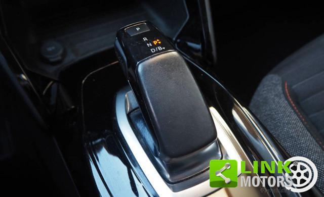 PEUGEOT 2008 motore elettrico 136 CV Active