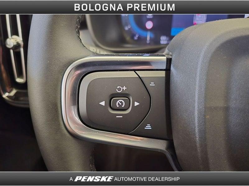 Volvo XC40 XC40 B3 automatico Core