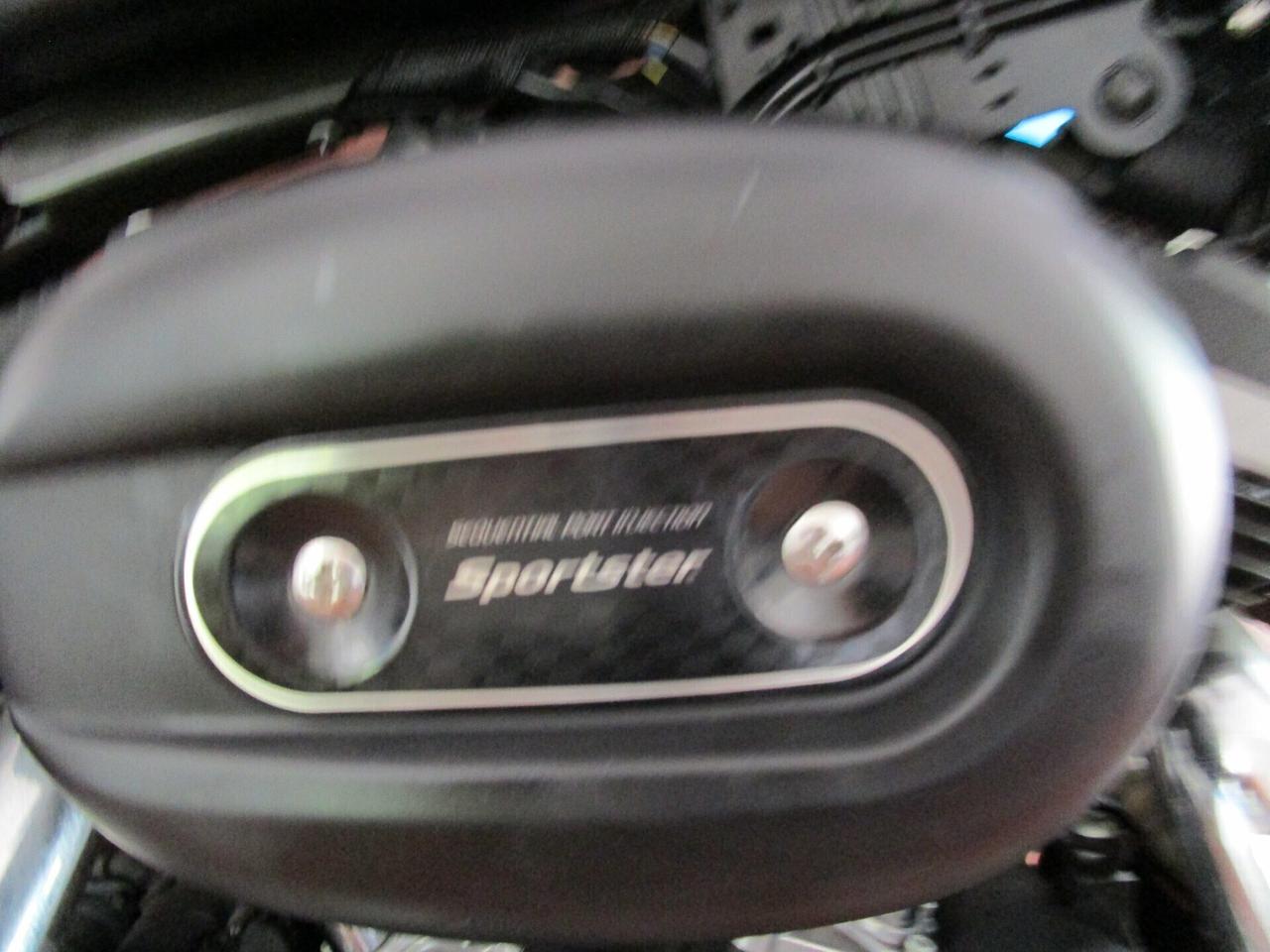 Harley-davidson 883 Sportster Custom