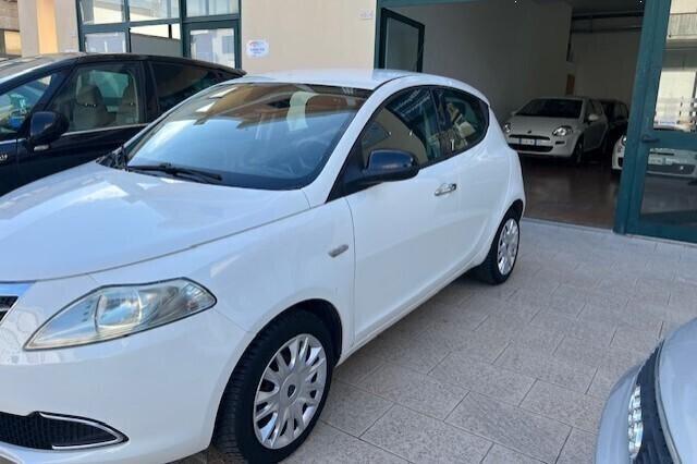 Lancia Ypsilon 1.3 MJT 16V 95 CV 5 porte S&S Plati
