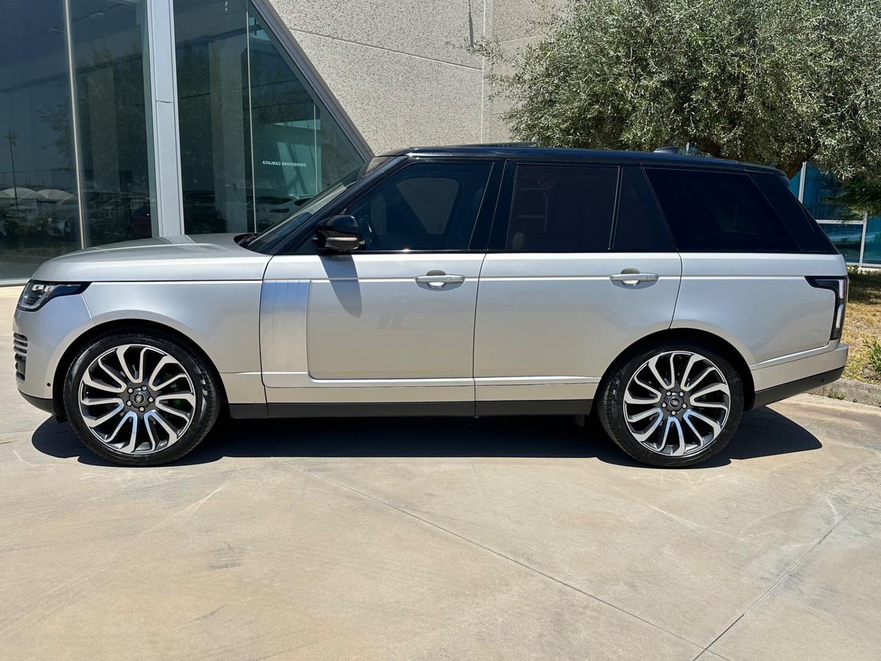 Range Rover 3.0 SDV6 Vogue possibilità noleggio no scoring