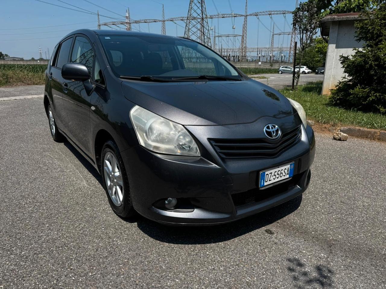 Toyota Verso 1.6 Sol Euro 4 - 2010 - 183.000 km