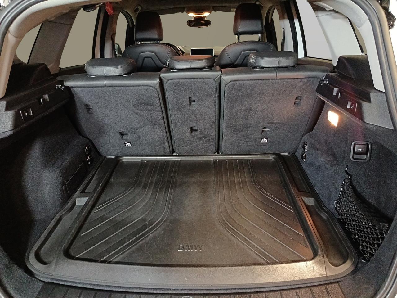 BMW Serie 2 A.T. (F45) - 216d Active Tourer Advantage