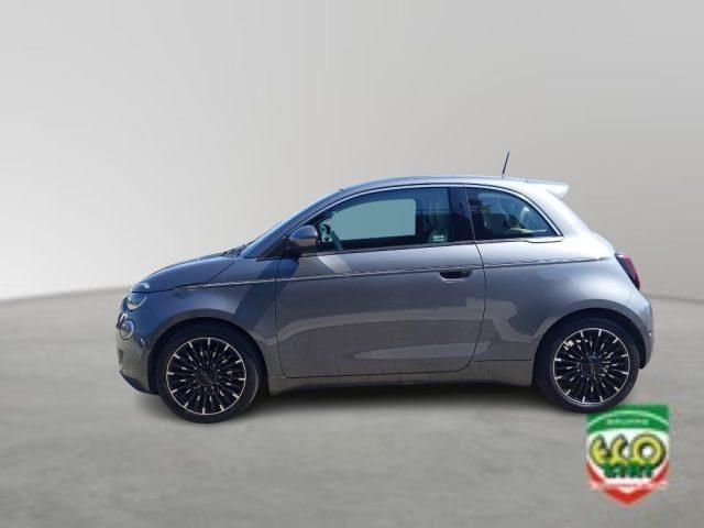 FIAT 500e Berlina 42 kWh La Prima