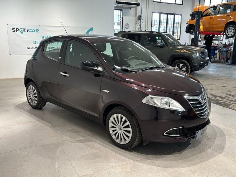 Lancia Ypsilon 1.3 MultiJet 95cv Silver