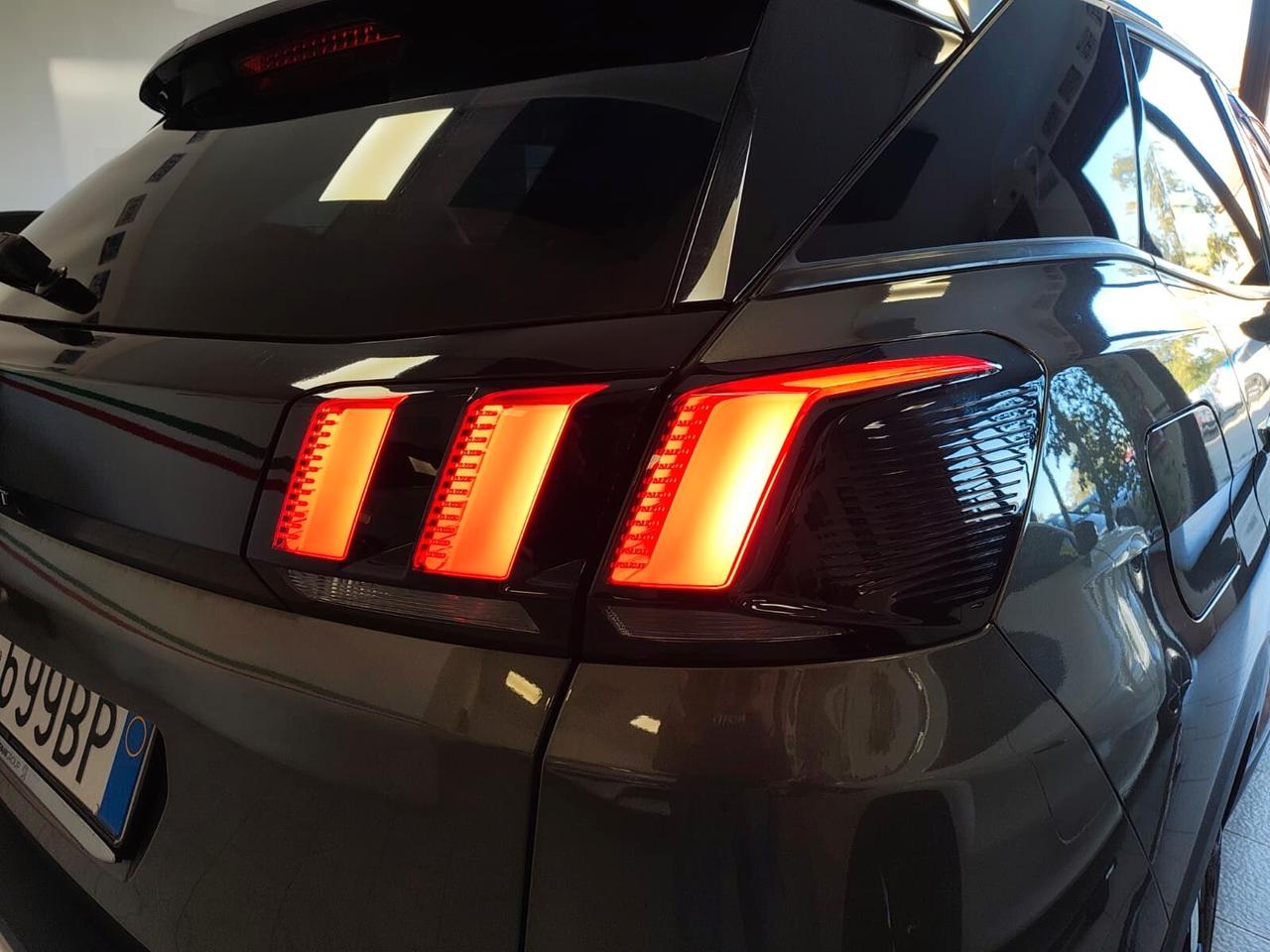 Peugeot 3008 GT Line AUTOMATICA NEOPATENTATI