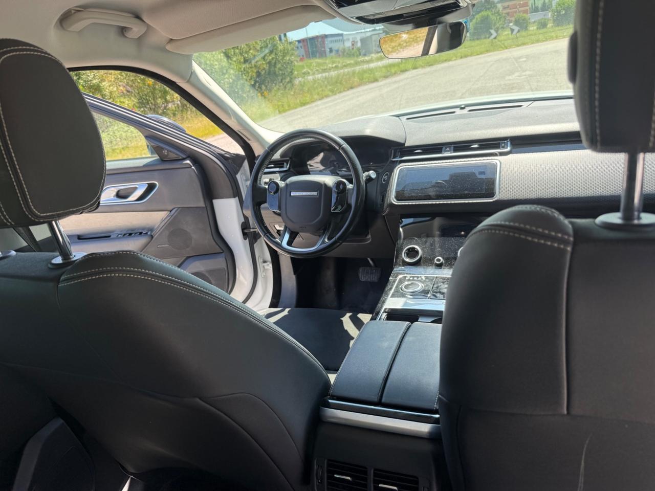 Land Rover Range Velar 2.0 TD4 180 CV R-Dynamic HSE