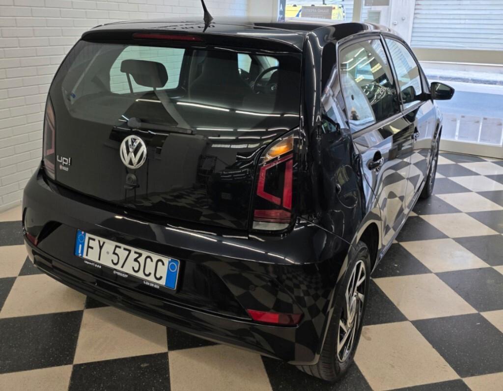 Volkswagen up! 1.0 75 CV 5p. move