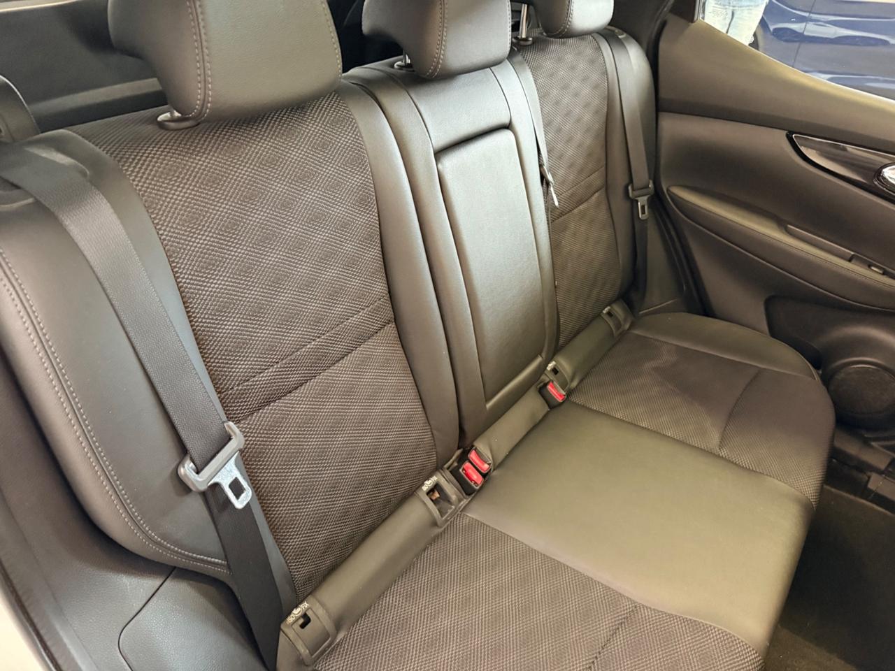 Nissan Qashqai 1.5 dCi DPF Tekna