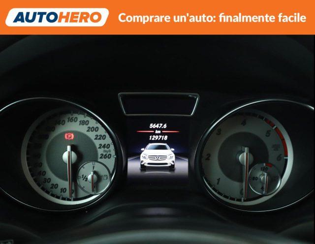 MERCEDES-BENZ GLA 180 d Automatic Sport