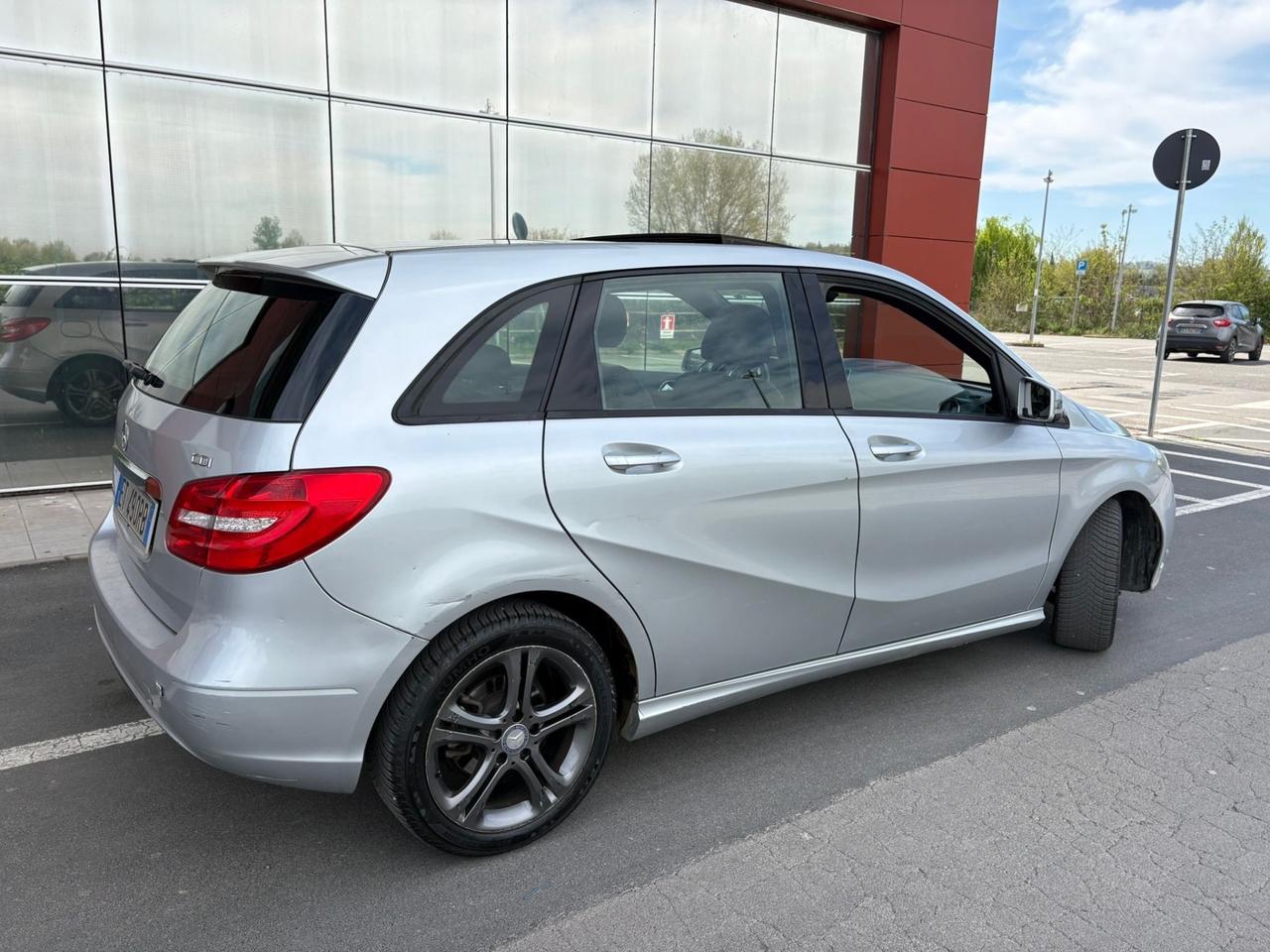 Mercedes-benz B 180 CDI Premium 2014 223.000 KM