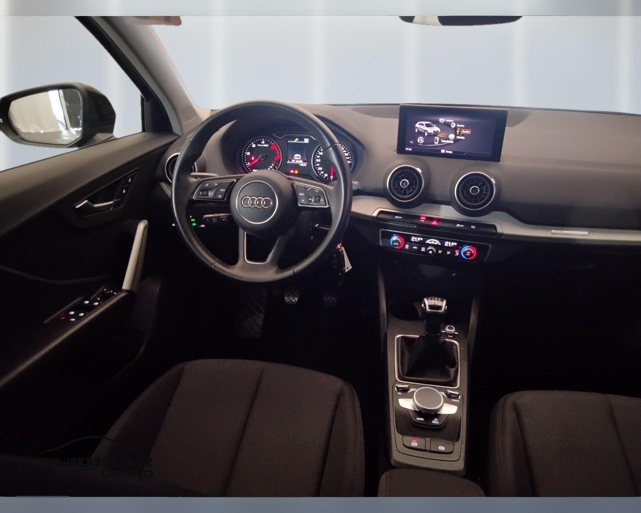 AUDI Q2 I 2021 - Q2 30 2.0 tdi Admired