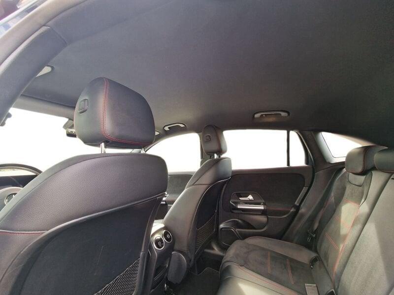 Mercedes-Benz GLA GLA 200 d Premium 4matic AMG-Line IVA ESPOSTA