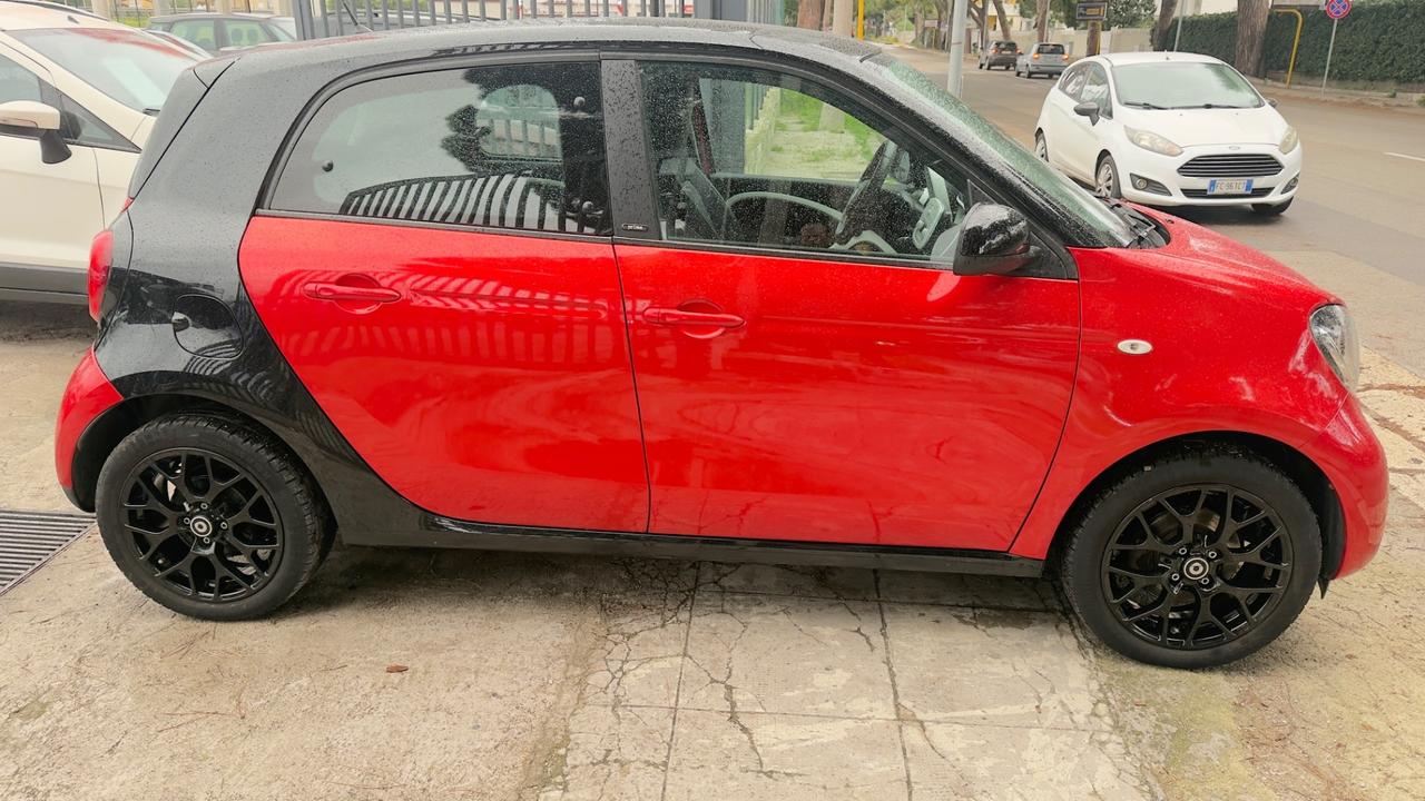Smart ForFour 70 1.0 Passion