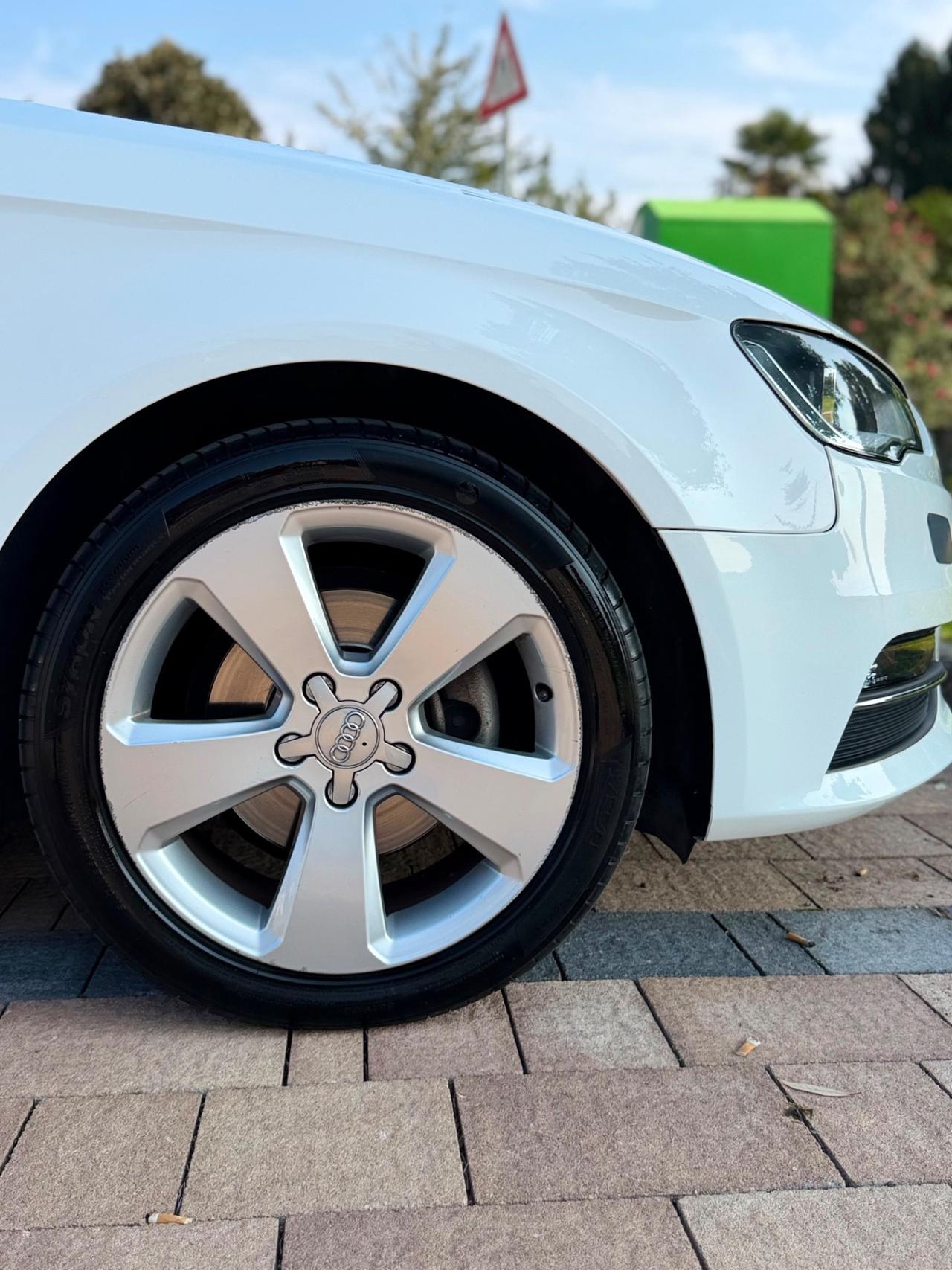 Audi A3 2.0 TDI 150 CV clean diesel Ambition