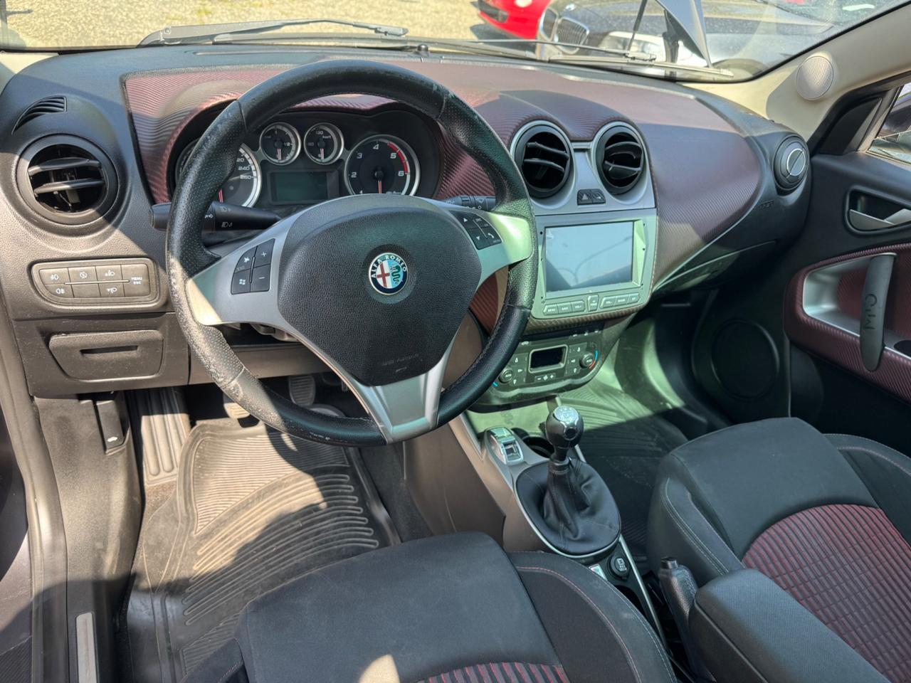 Alfa Romeo MiTo 1.3 JTDm-2 95 CV S&S Distinctive Sport Pack