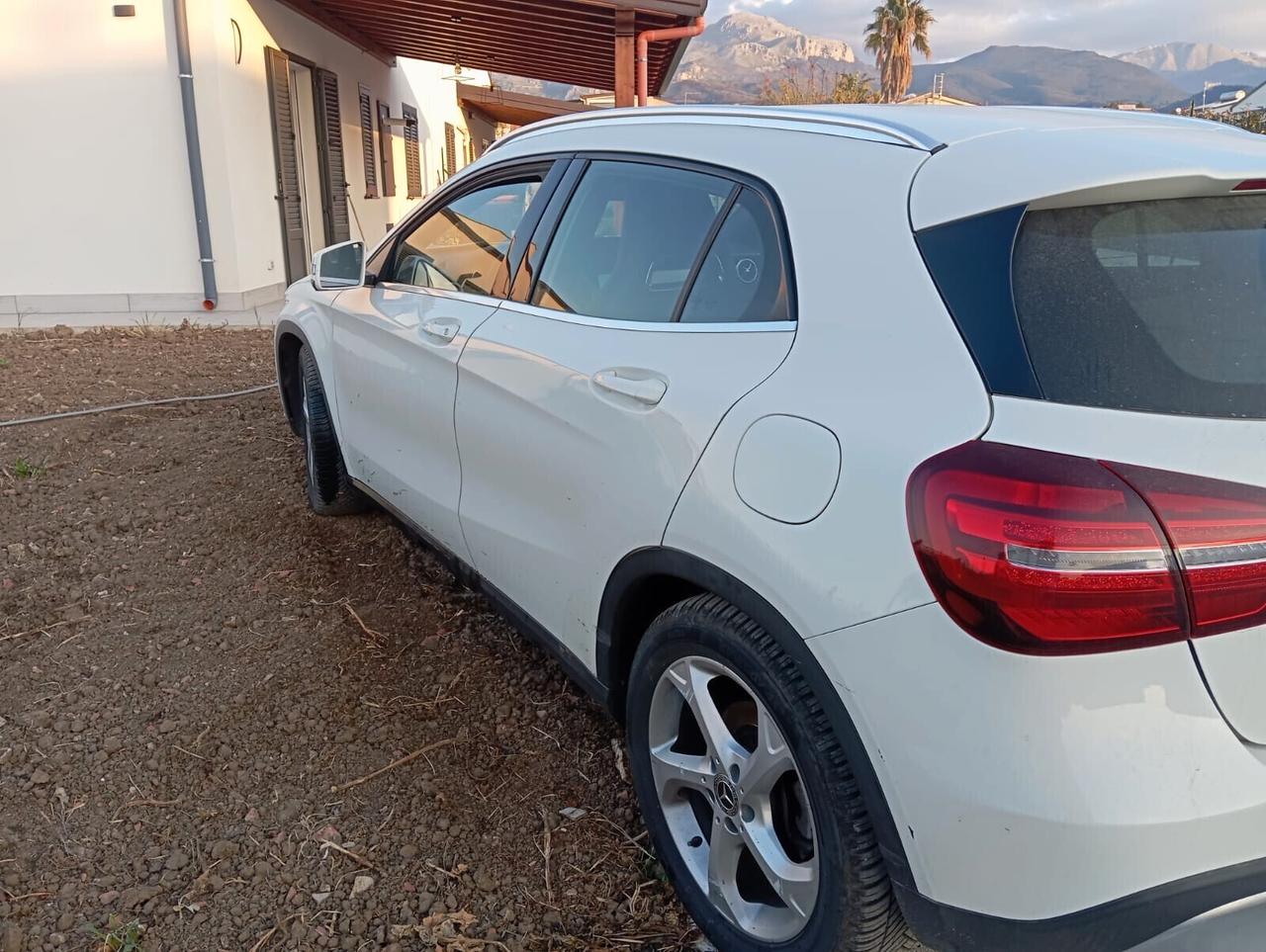 Mercedes GLA 200d Sport Petralia Villabate