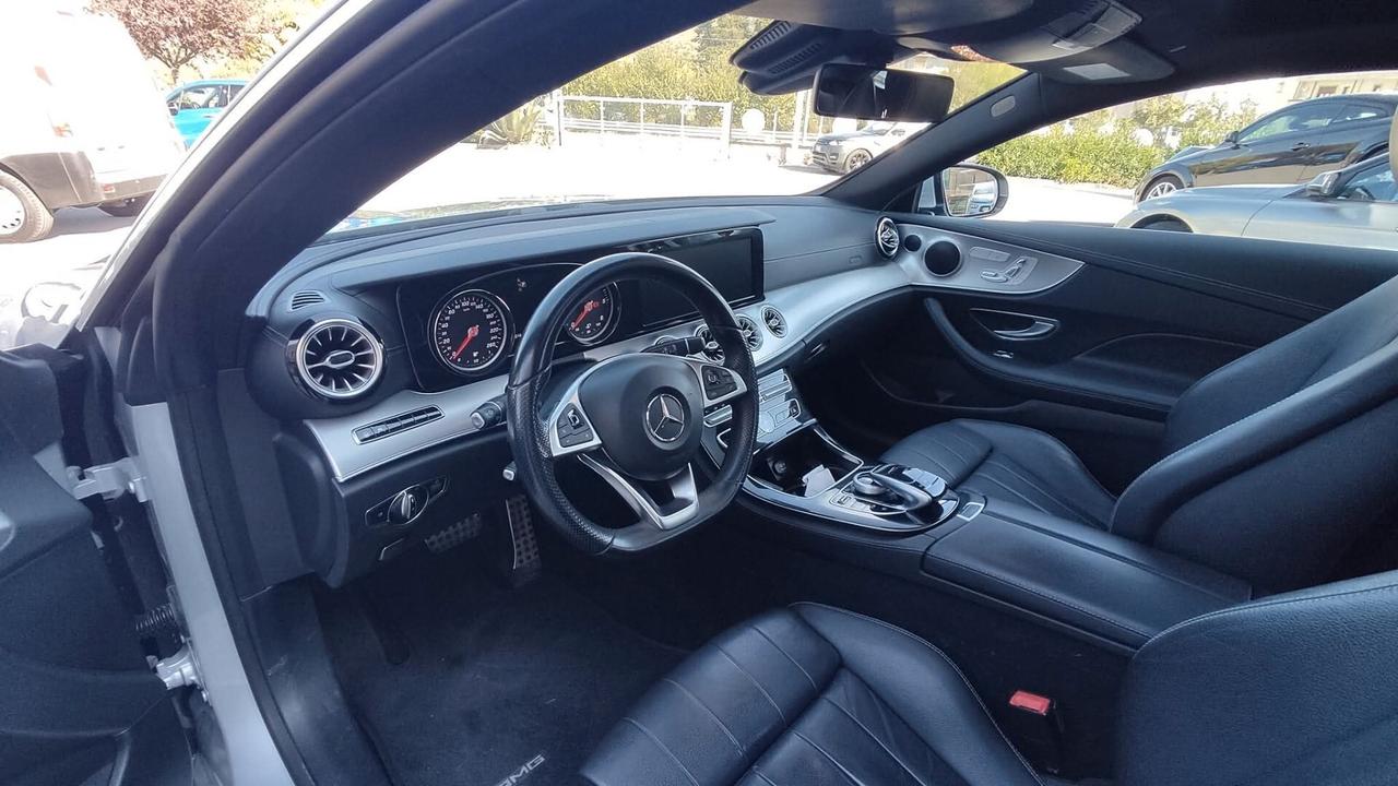 Mercedes-benz E 220 d Auto Premium AMG Coupé
