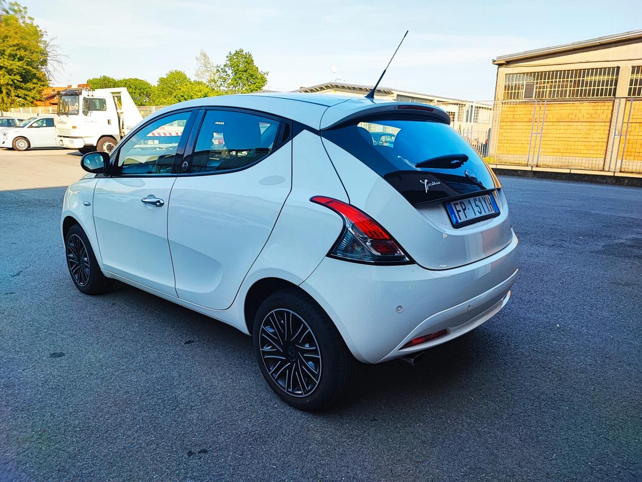 Lancia Ypsilon 1.2 69 CV 5 porte GPL Ecochic Gold