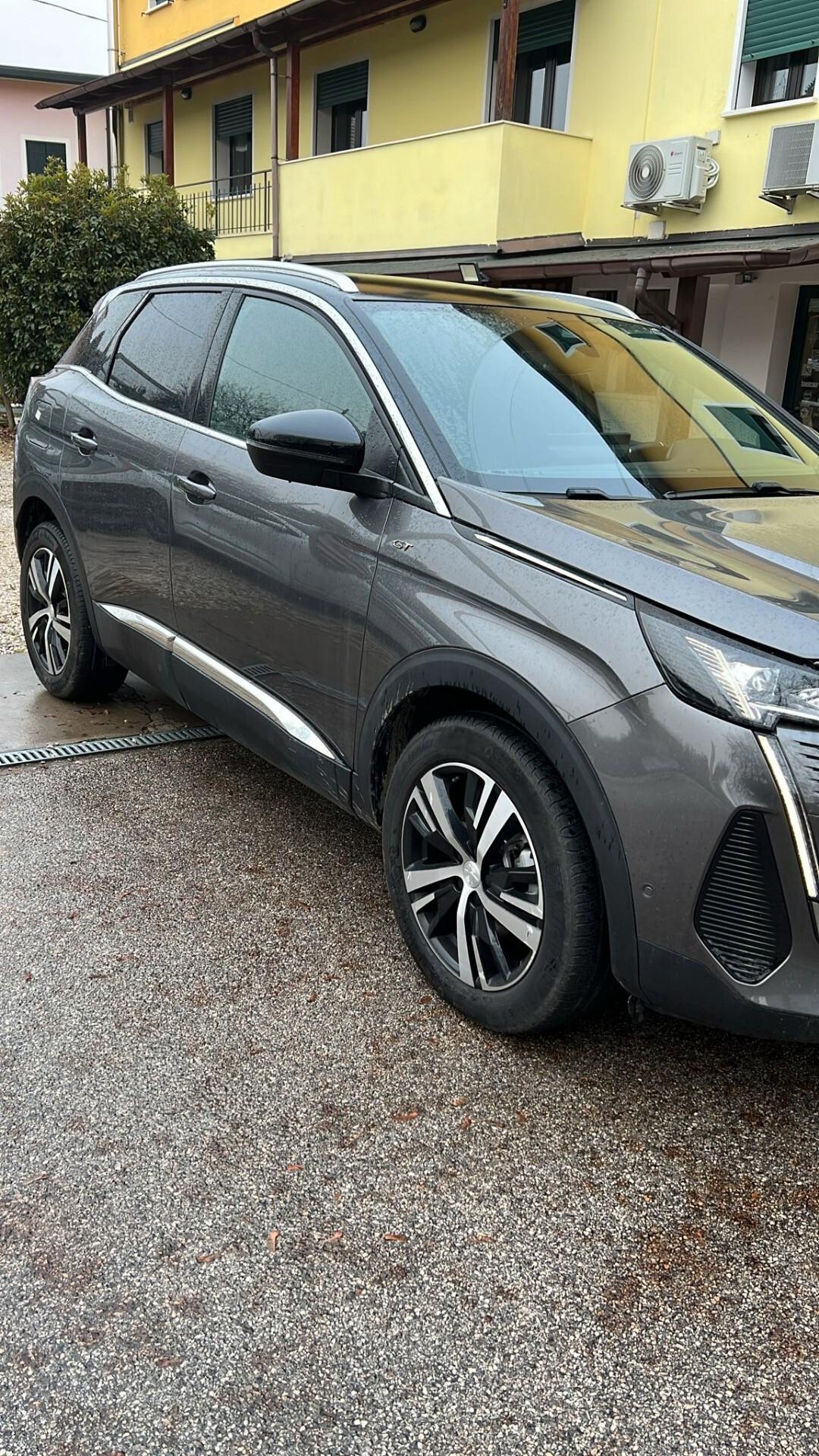 Peugeot 3008 Hybrid 136 e-DCS 6 GT