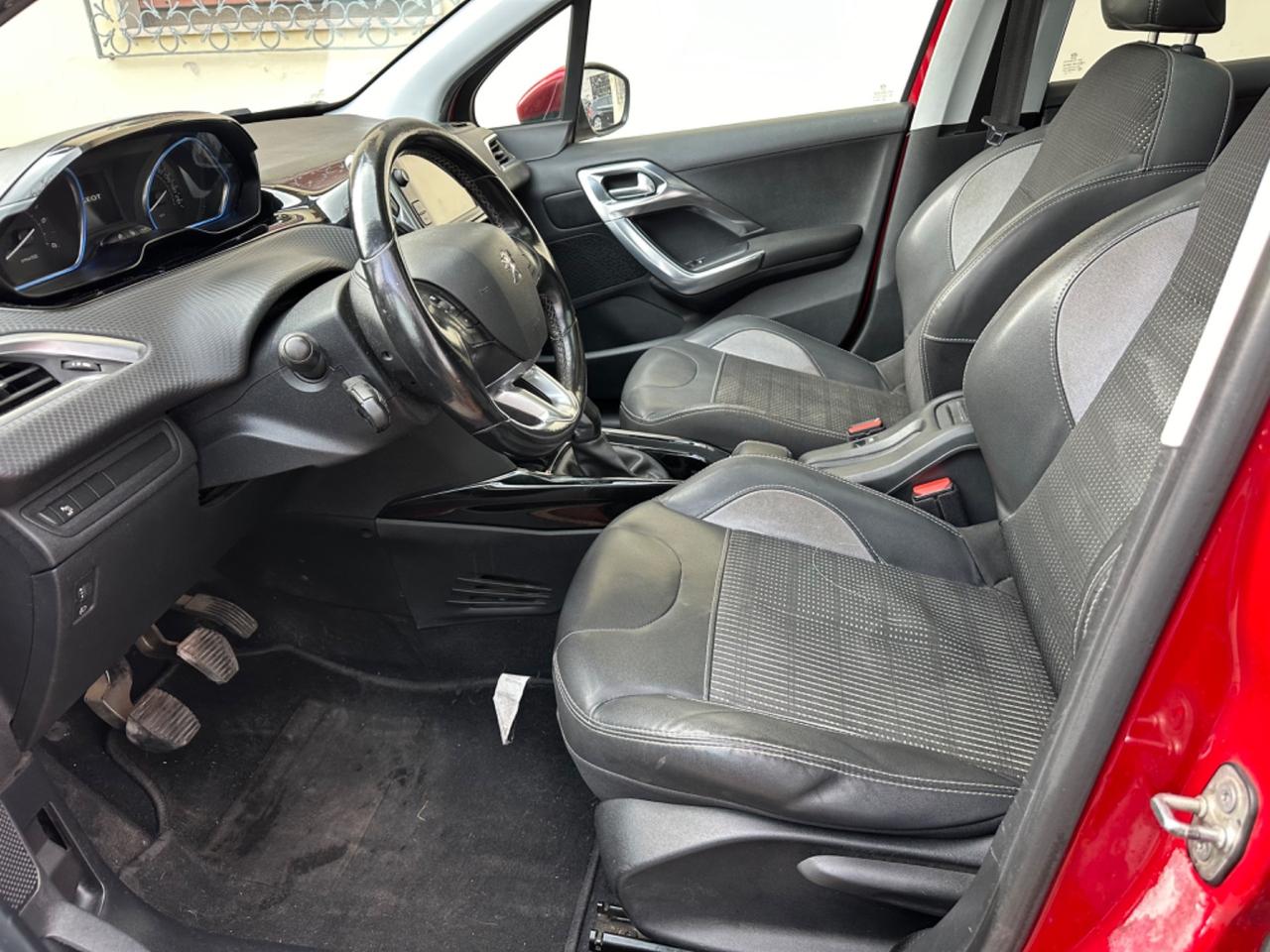 Peugeot 2008 BlueHDi 120 S&S Allure