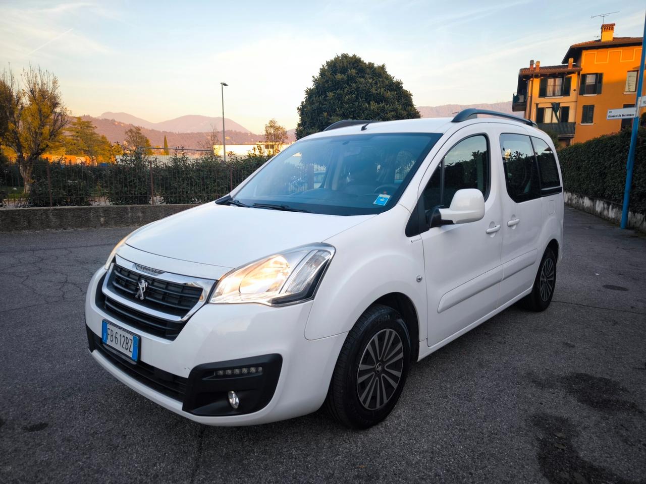 PEUGEOT PARTNER TEPEE 1,6 HDI – OK NEOPATENTATI