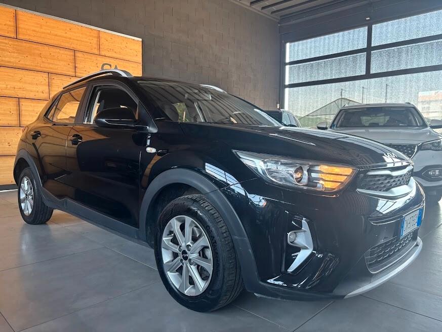 Kia Stonic 1.0 T-GDi 100 CV MHEV NEOPATENTATI