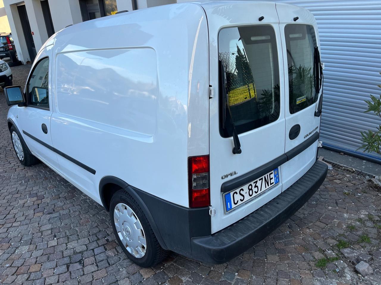 Opel Combo 1.7 CDTI 101CV 3p. Van