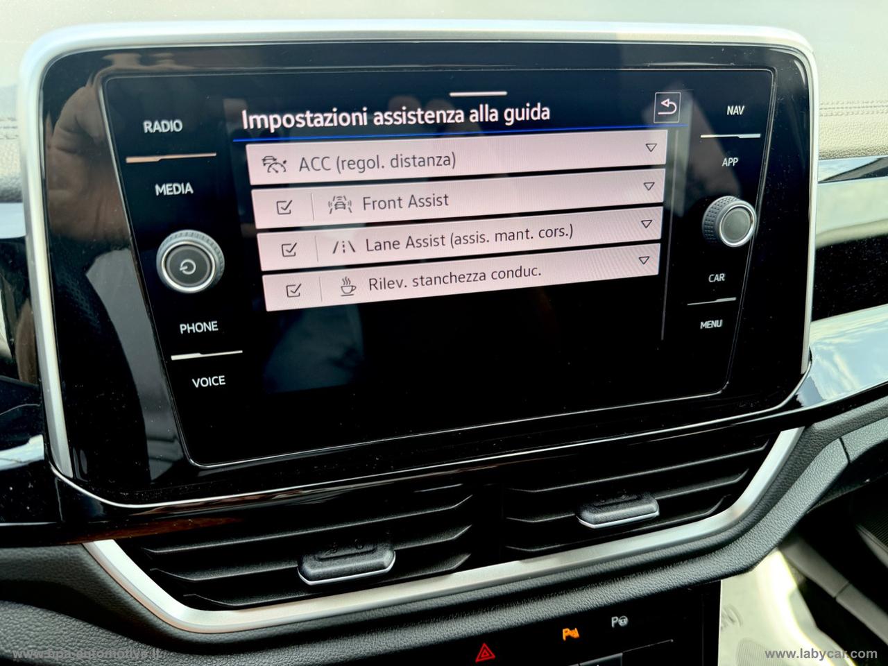VOLKSWAGEN T-Roc 2.0TDI R-LINE Full Led Navi Pelle Iq-Light Matrix