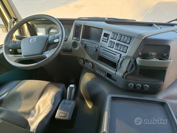 VOLVO FM 13 420 gancio scarrabile