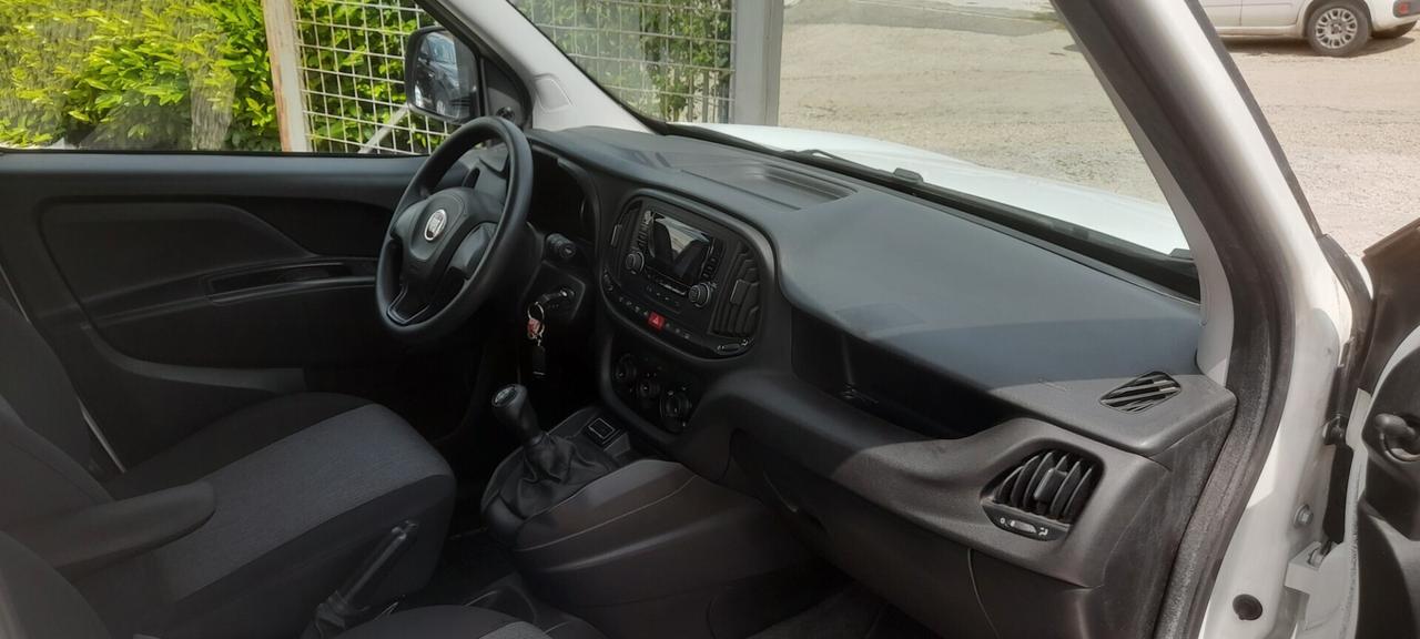 FIAT DOBLO 5 POSTI AUTOCARRO N1
