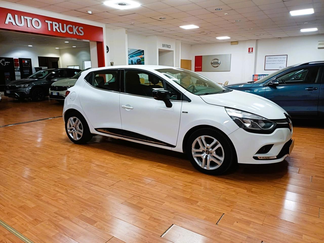 Renault Clio TCe 12V 90CV Unicop. 30300 km