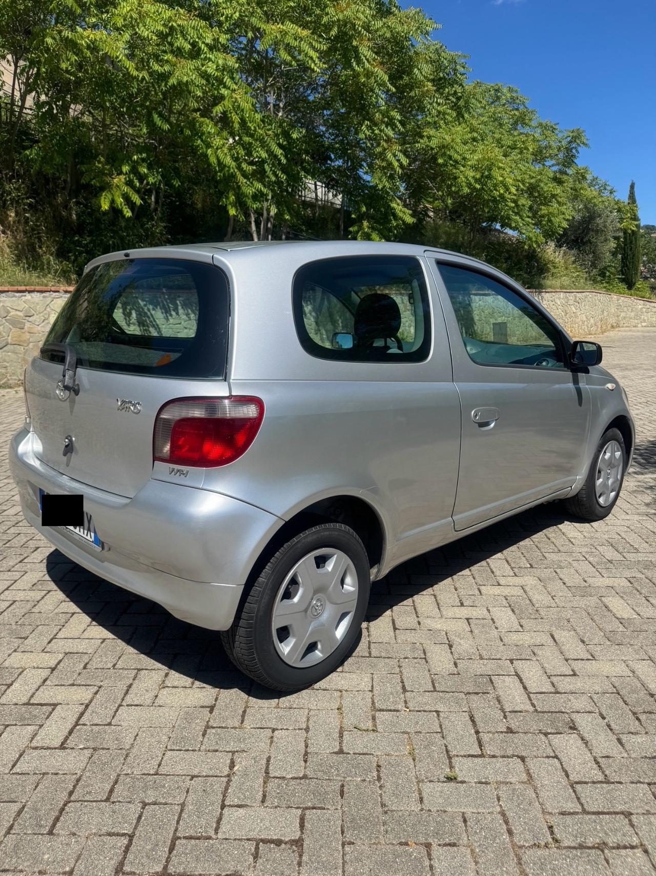 Toyota Yaris 1.0 Benzina 68Cv 2005