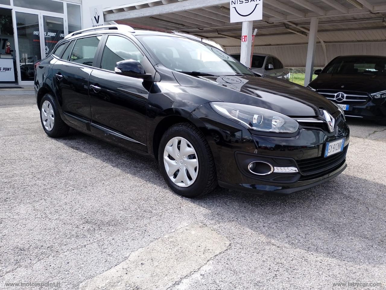 RENAULT Mégane 1.5 dCi 110 CV SporTour Confort