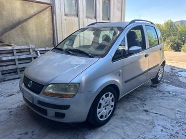 Fiat Idea 1.4 16V BlackEnergy