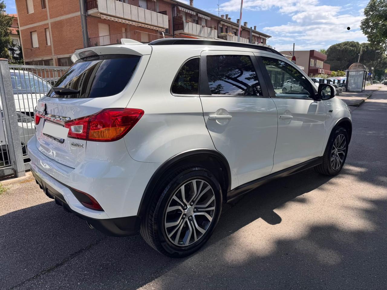 Mitsubishi ASX 1.6 DI-D 114 CV 2WD garanzia 12 mesi
