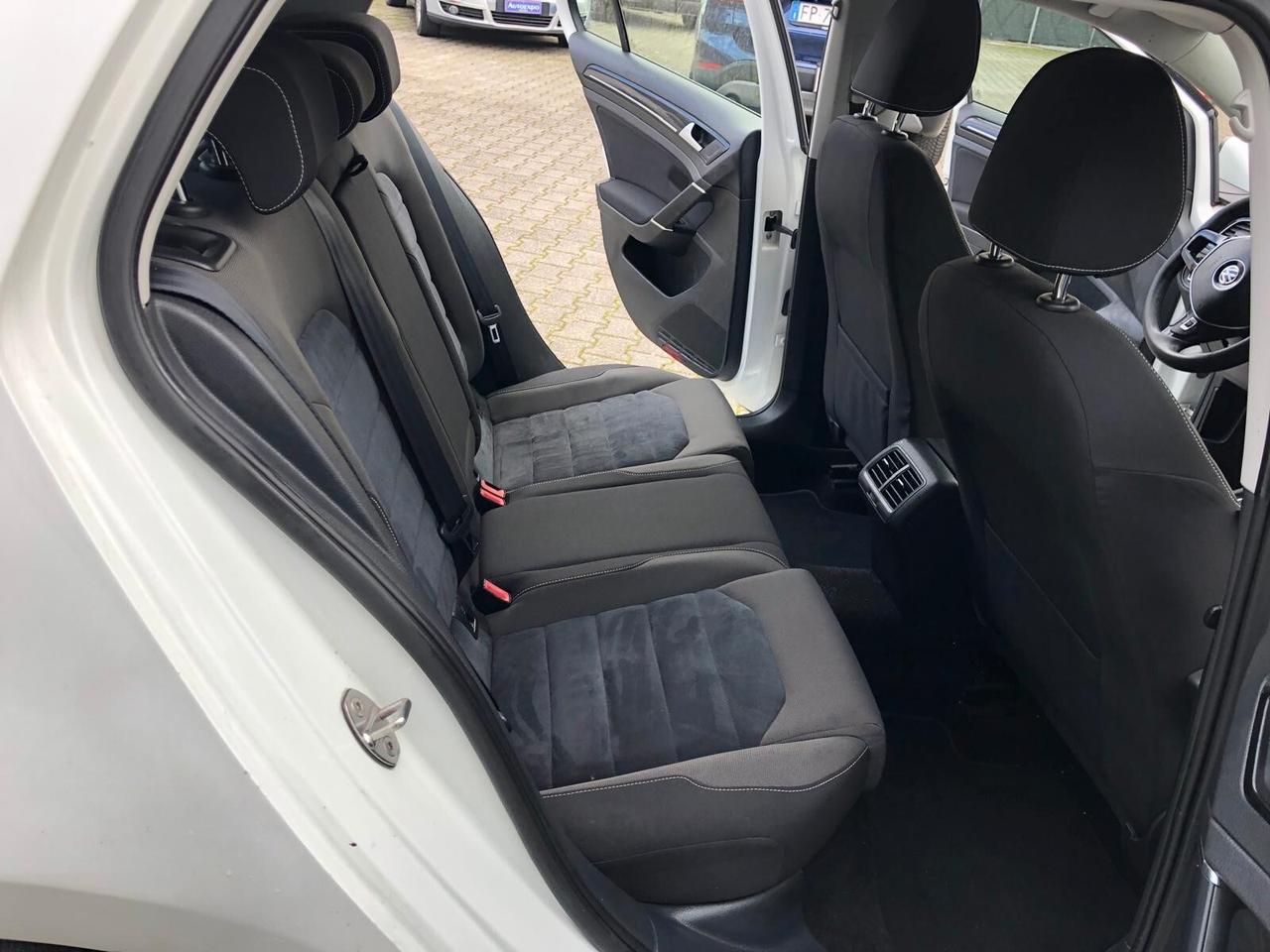 Volkswagen Golf 2.0 TDI 5p. Highline GARANZIA CONFORMGEST 12 MESI RINNOVABILE FINO A 36 MESI