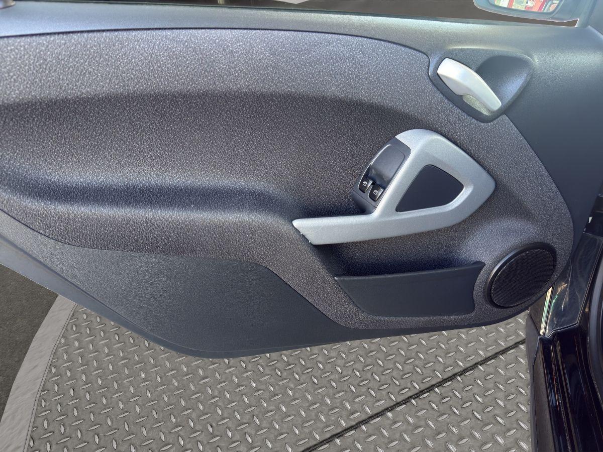 SMART - Fortwo - 1000 71CV MHD coupé passion