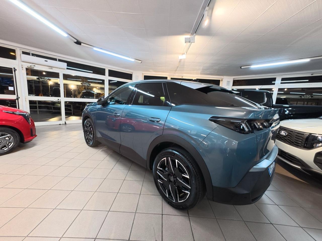 Peugeot 3008 Hybrid 136 e-DCS6 Allure KM ZERO