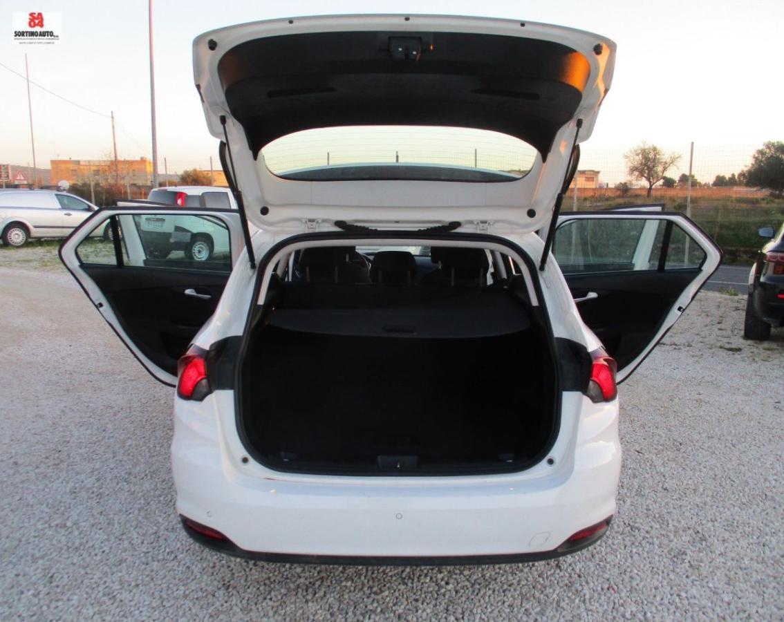 FIAT Tipo 1.6 Mjt S&S DCT SW Lounge 120cv 2020