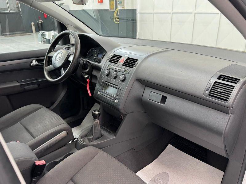 Volkswagen Touran Touran 1.9 tdi Highline dpf