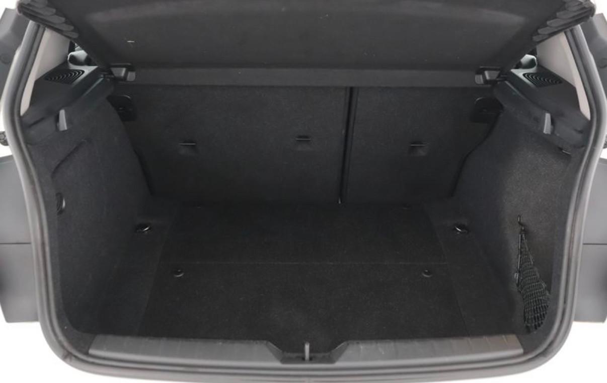 Bmw 116d 5p. Urban 116cv